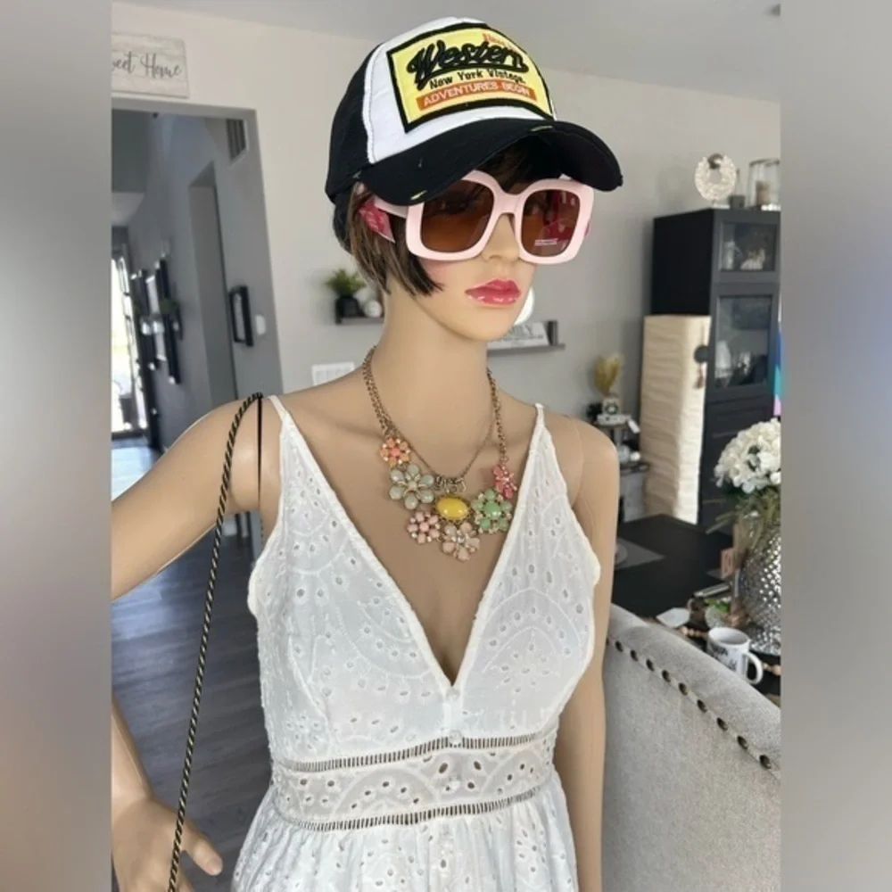 💋NWT Statement oversized square framed pink pearl sunglasses 🕶 sunshades